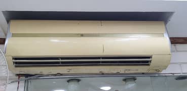 1.5ton Singer split AC with greec inverter.