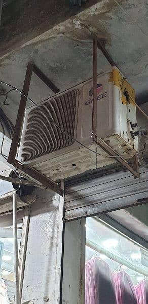 1.5ton Singer split AC with greec inverter. 2