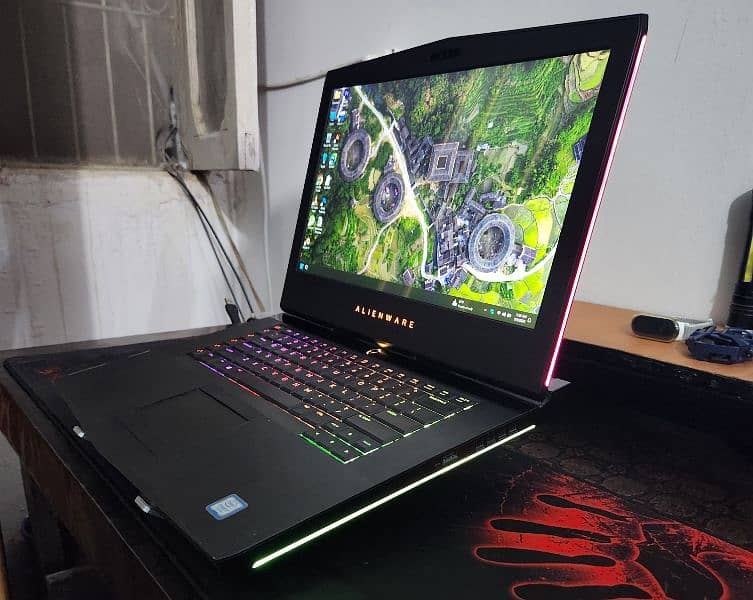 Dell Alienware 15 R3 GTX 1070 8gb Full powered 2