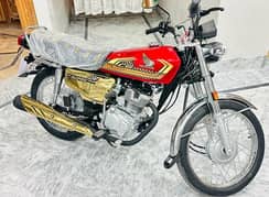 Honda 125 Limited Gold Edition