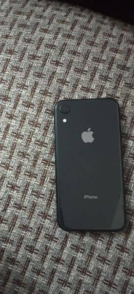 iPhone Xr 1