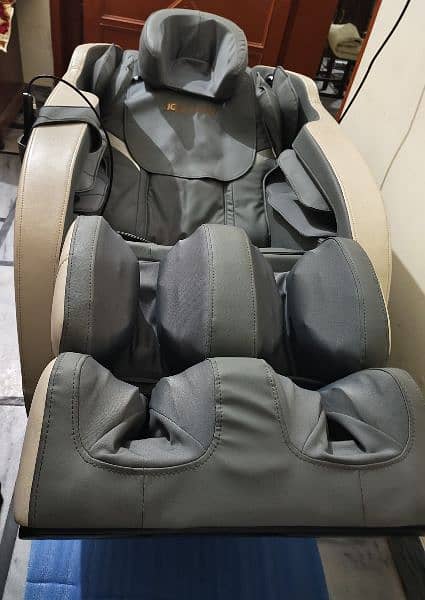 massage chair 1