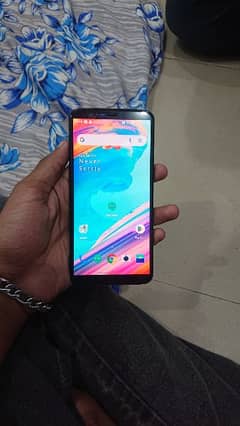 Oneplus 5t 8/128 single sim pta 0