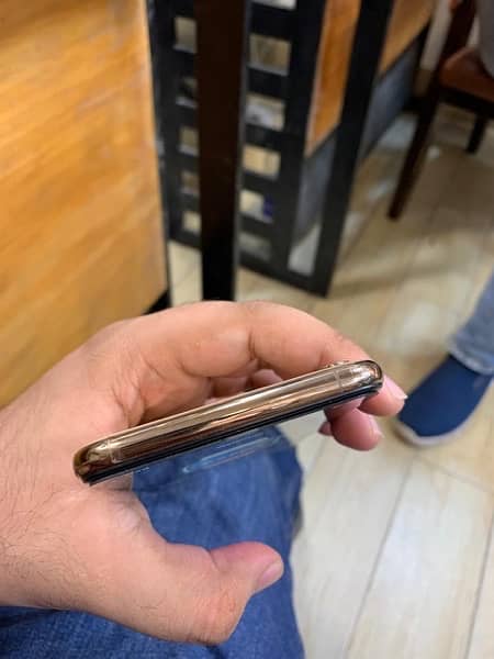 iPhone XsMax 64gb PTA approved 5