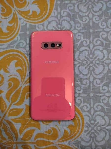 Samsung s10e 3