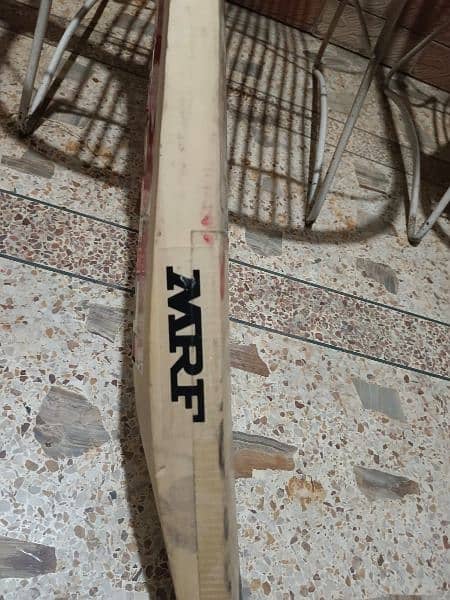 MRF Kashmir willow hardball cricket bat wit 11 grains 3