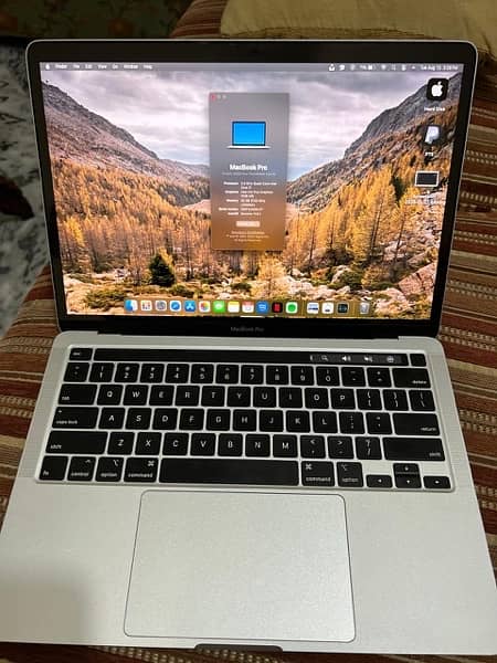 MACBOOK PRO 2020 (mid) 1