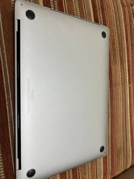 MACBOOK PRO 2020 (mid) 6