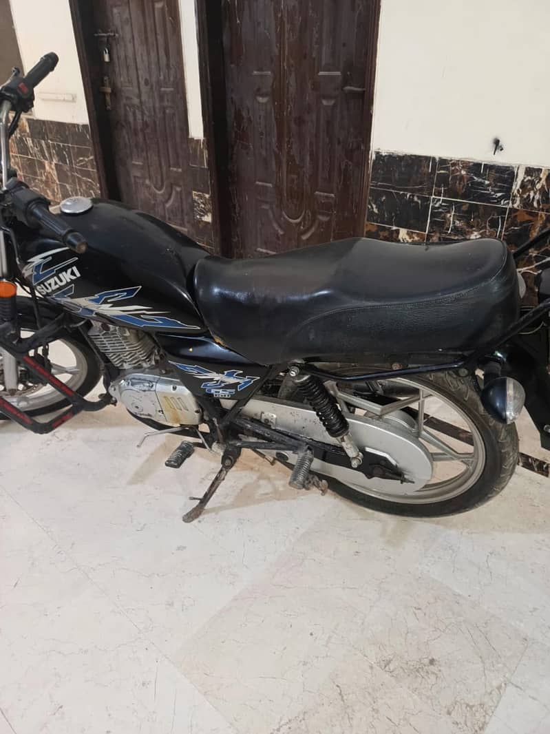 Suzuki GS150 for sell 3