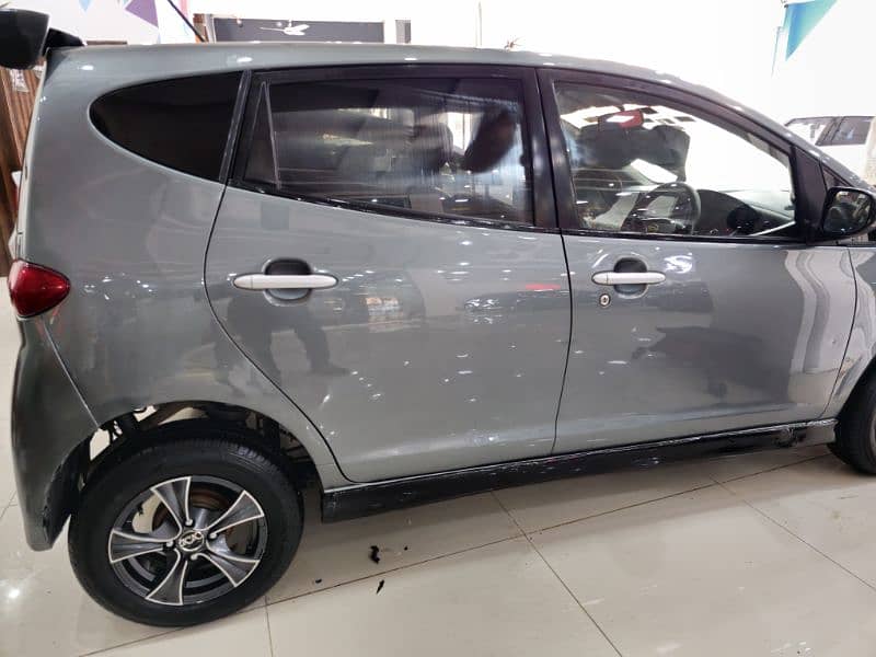 Daihatsu Sonica 2012 2