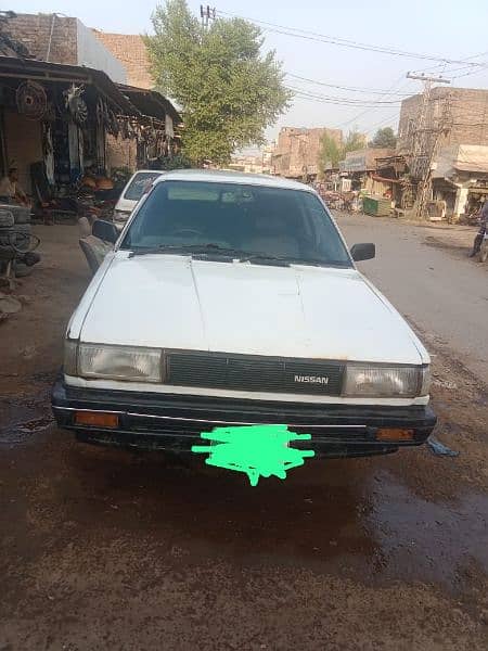 Nissan Sunny 1987 3