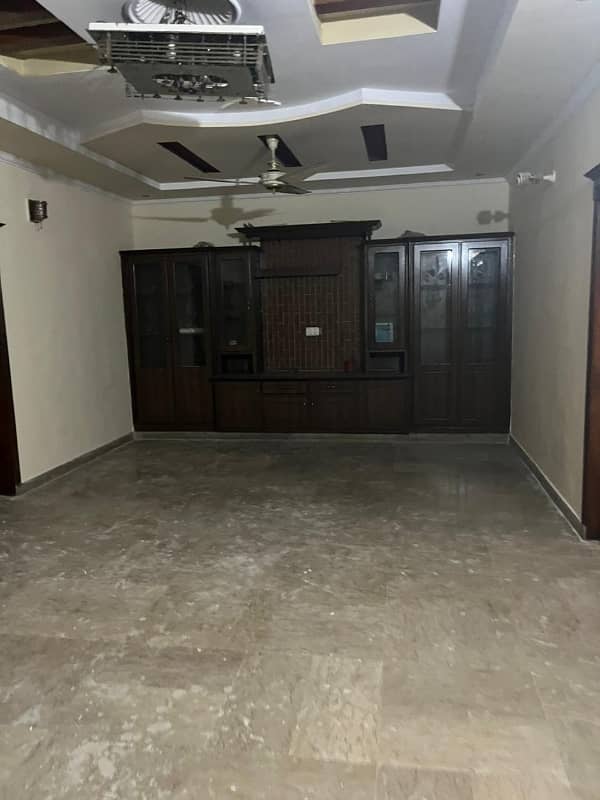 12 Marla Separate Gate Upper 3 Bed Full Marble For Rent 12