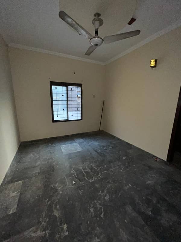 12 Marla Separate Gate Upper 3 Bed Full Marble For Rent 17