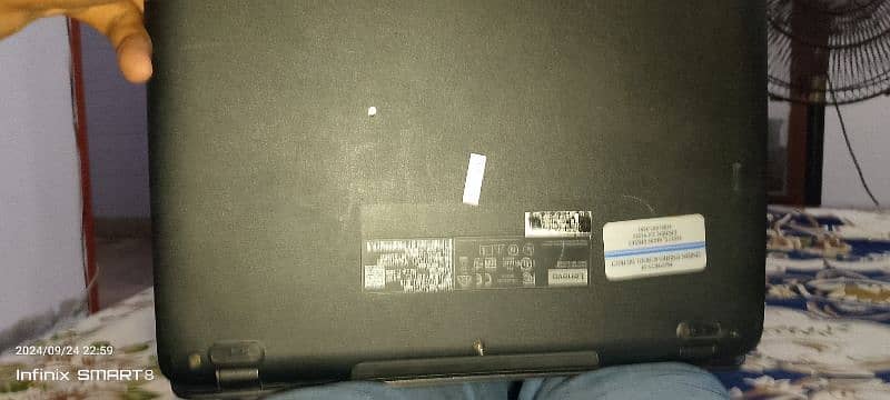 Lenovo Chrome Book 4