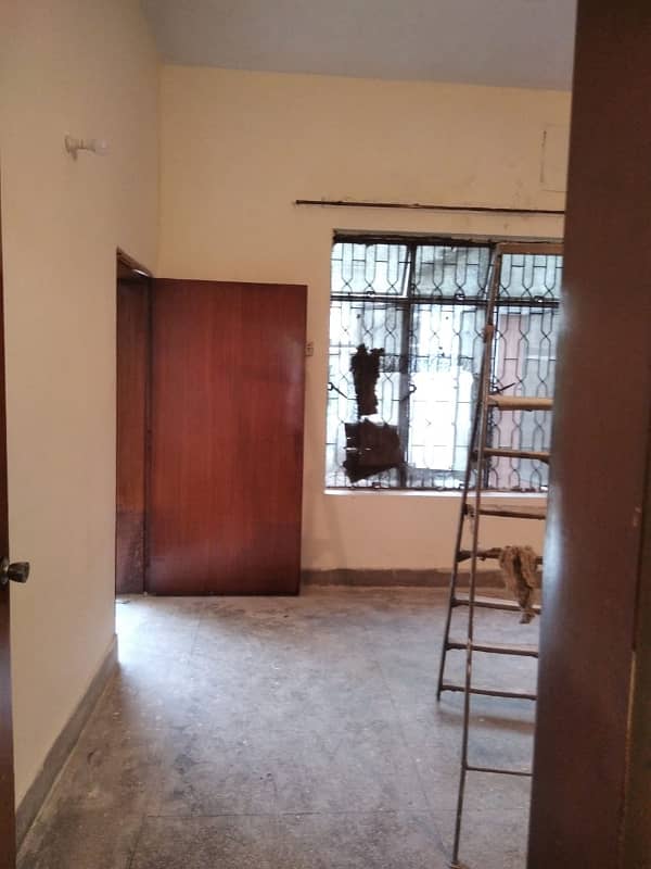 1 Kanal Best Location Renovation House For Sale 24