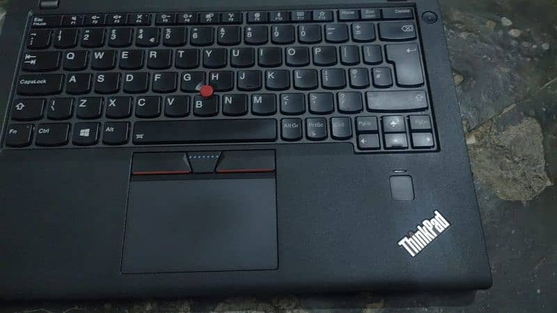 lenovo thinkpad 8/180 1