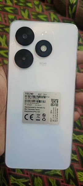 tecno spark20c. 4+4 Ram to 128Rom 6