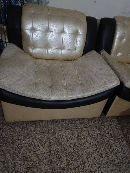 10/10 sofa set for sale 1