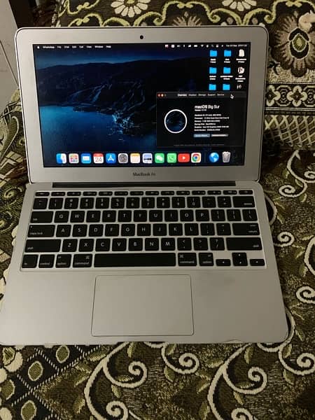 Apple MacBook Air (Mid-2013) 1