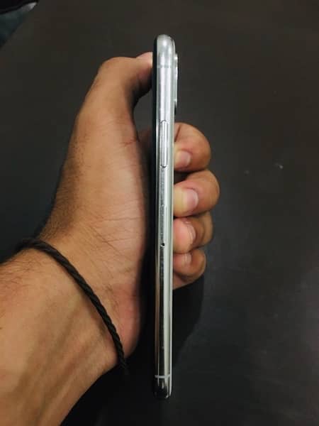 iPhone X 64gb PTA APPROVED 4