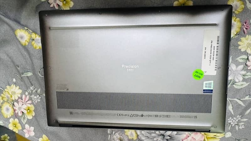 Dell Precision 5550 0