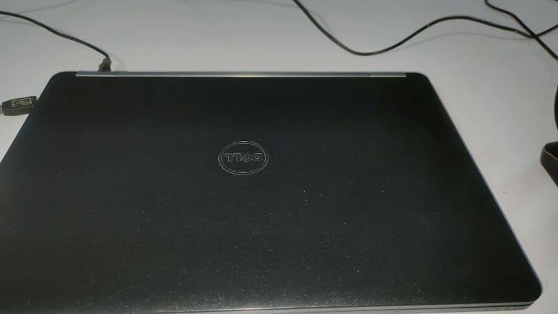 Dell e5470 i5 6th gen hq processor with 2gb graphics card 6