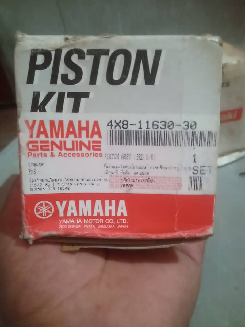 Yamaha RX 115 piston & RD 135 speed meter. 0