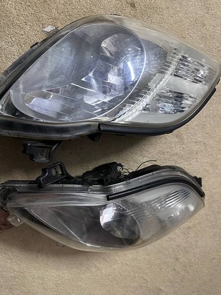 Vitz Front light 2010 Model 0