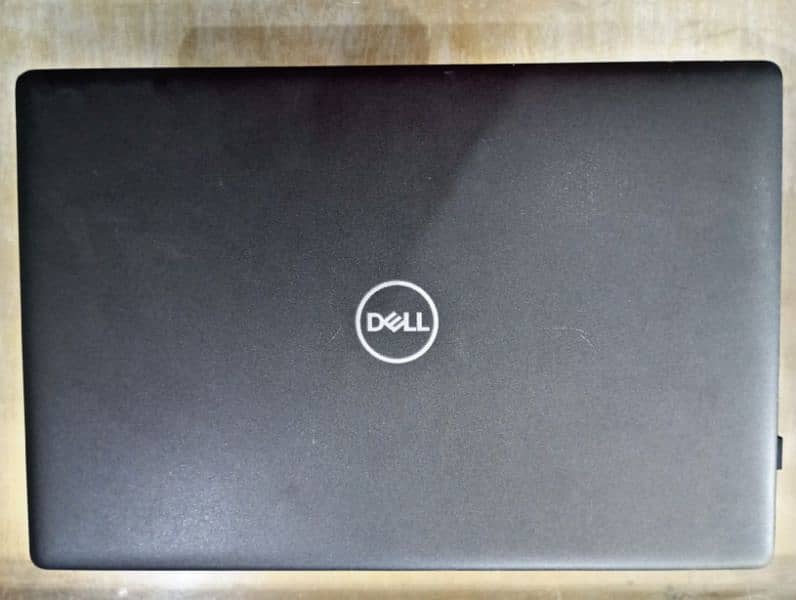 Dell Latitude 5400-ultra Slim, Bezel-Less Display 1