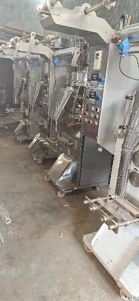 Auto Packing Machine For Salt Surf Spices Pulses Nimko Slanty Chips 4