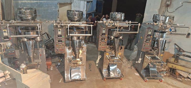 Auto Packing Machine For Salt Surf Spices Pulses Nimko Slanty Chips 6