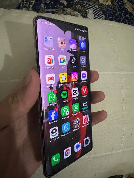 Spark 20 pro plus 1