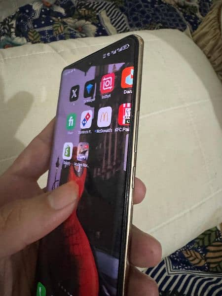 Spark 20 pro plus 2