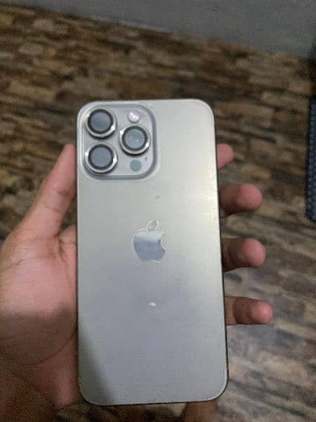 Iphone 15 pro max jv 1