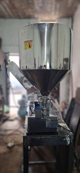 Filling Machine For Juice Water Oil Honey Lotion Cream Paste Liquid 5