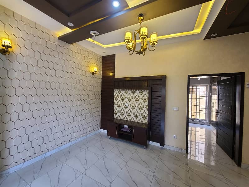 5 Marla Like A Brand New House For Rent Bahria Town Lahore Prime Location 13