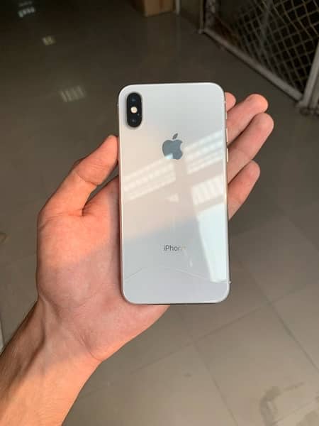 iPhone X 64GB Non PTA Factory Unlocked 18