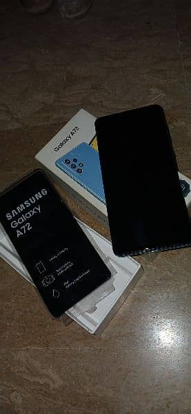 Samsung Galaxy A72 8gb/ 128 with box original panel 6