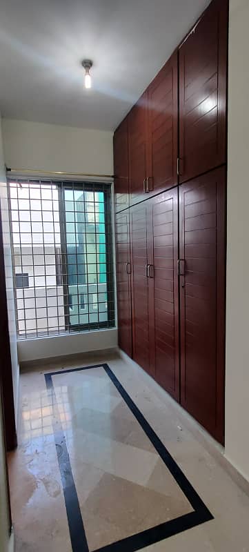 12 Marla upper portion available For Rent In G-15 7