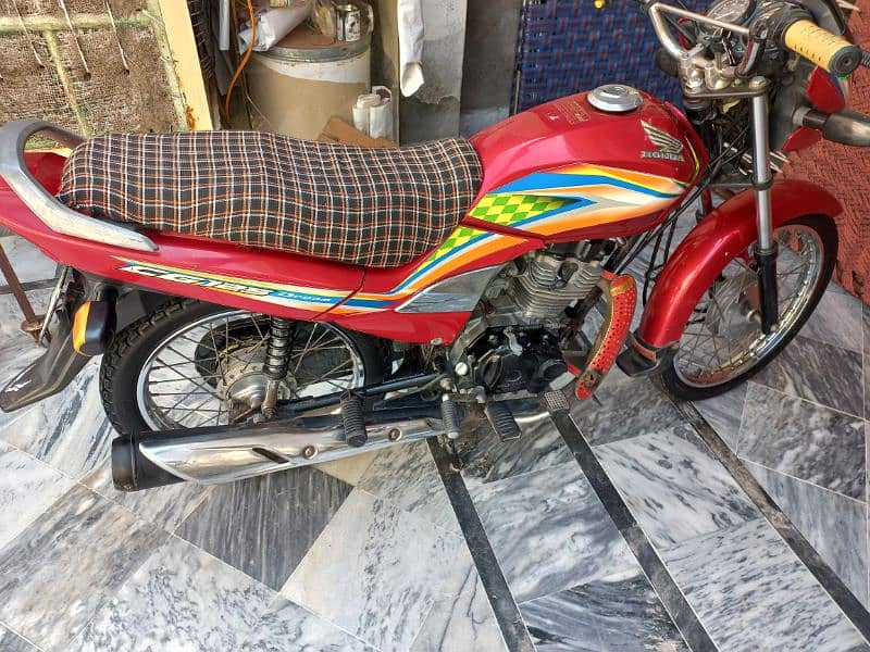 Honda CG 125 Dream. khanewal no 1