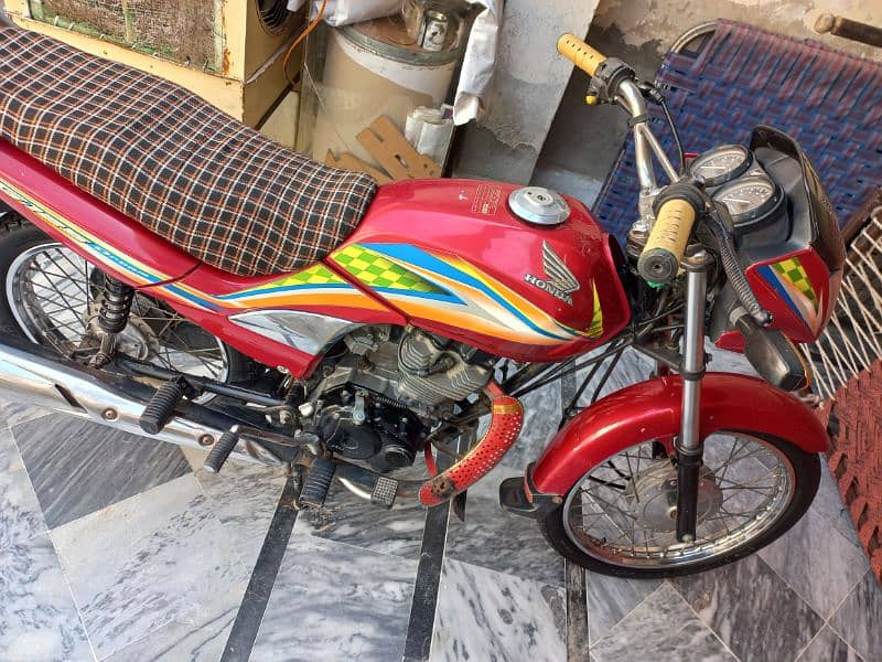 Honda CG 125 Dream. khanewal no 7