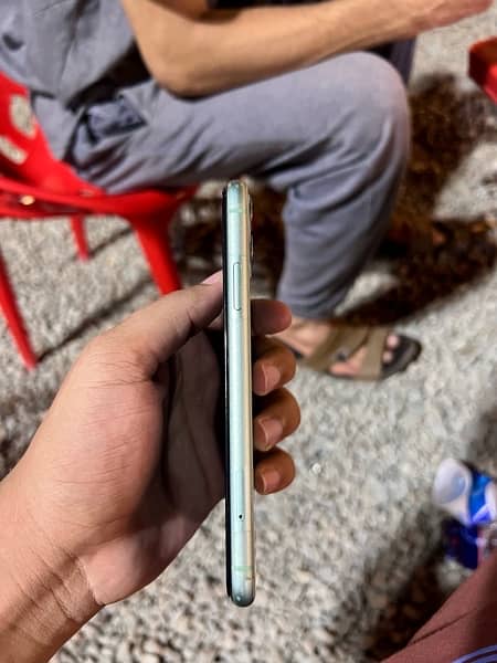 IPHONE 11 JV  64GB 0