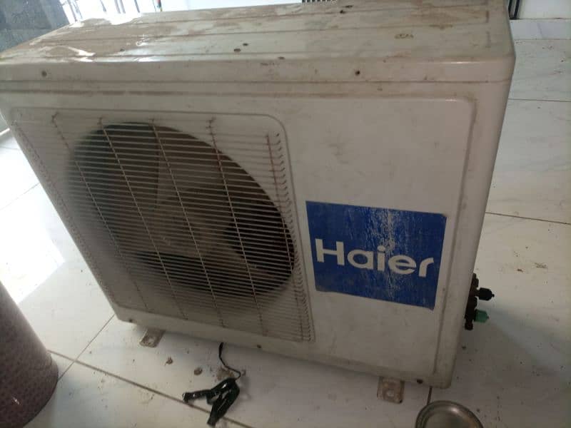 Haier Floor Standing AC 4