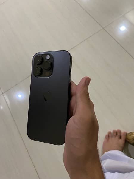 iPhone 14 pro 2