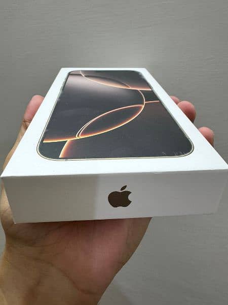 iPhone 16 Pro Max 512GB Desert Titanium 3