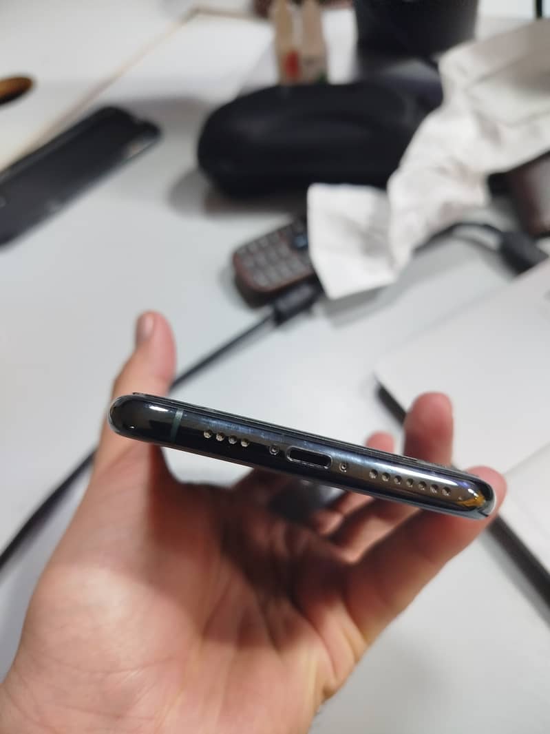 Iphone 11 pro max 256 Factory Unlock for sale 2