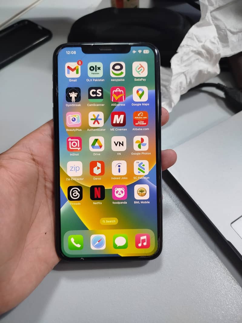 Iphone 11 pro max 256 Factory Unlock for sale 5