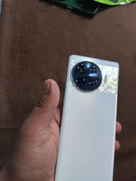 infinix spark 20 pro Plus 8+8 16 GP 256. 3