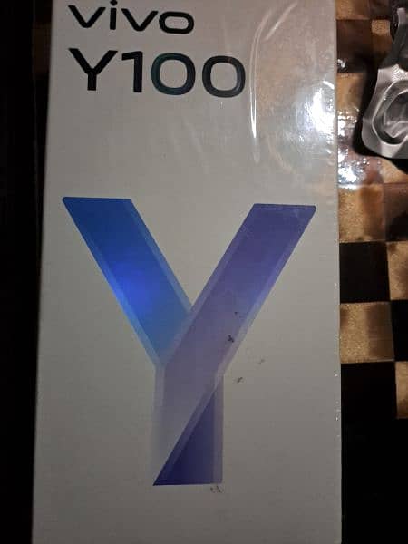 vivo Y100 box pack no open ram 8 /256 0