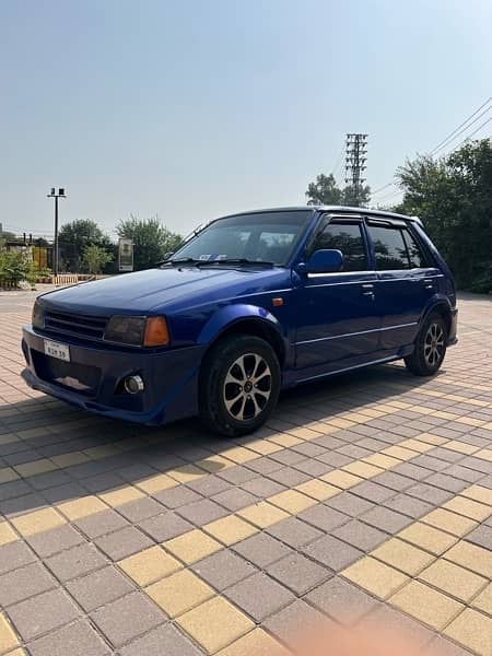 Daihatsu Charade 1984 2